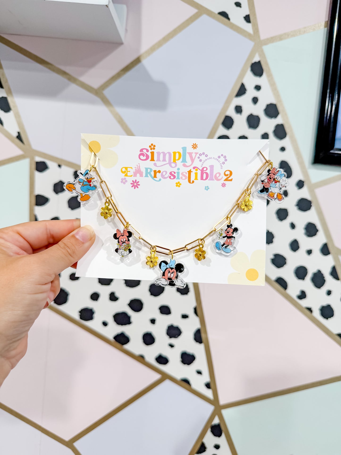 Neutral Friends silver/ gold necklace