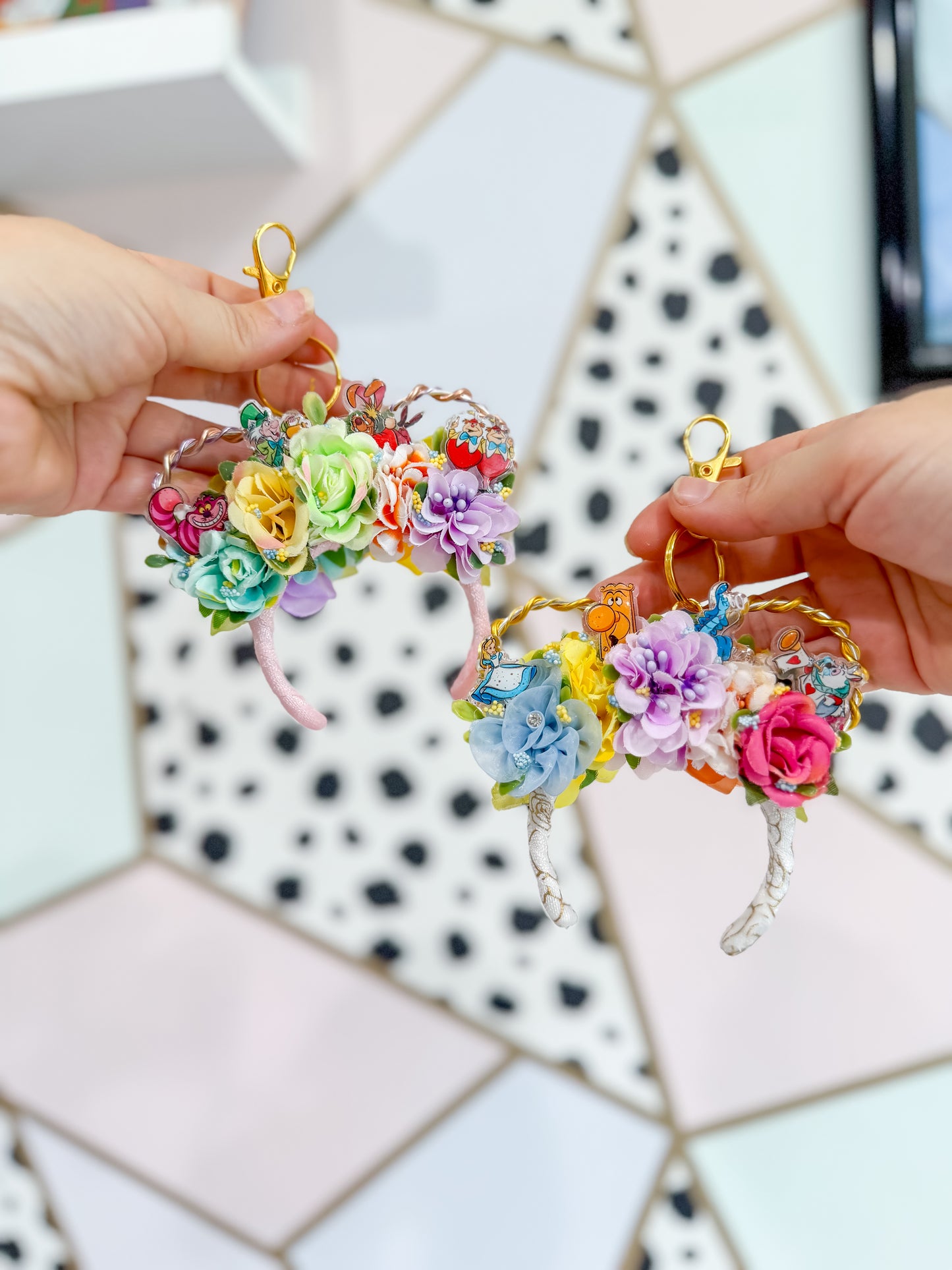 Alice in Wonderland mini