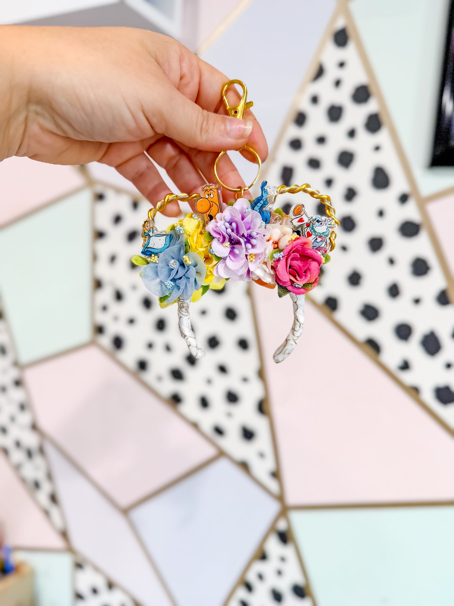 Alice in Wonderland mini